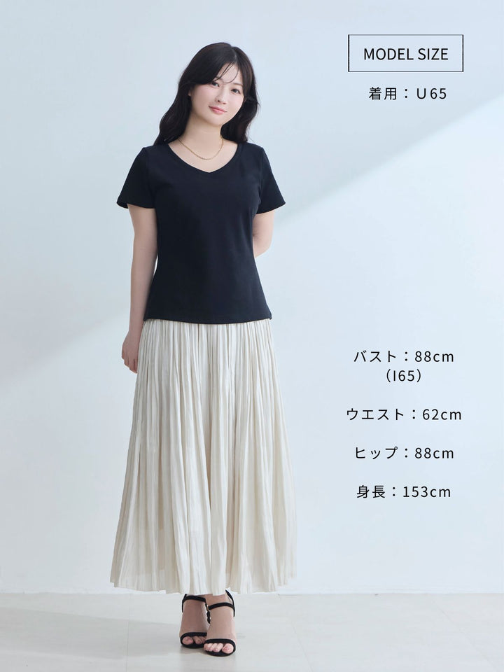 ベーシックVネックTシャツ 26SS：ブラック│胸が大きな女性のための