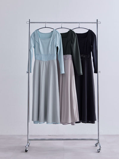 [11/13 22:00発売 期間限定 500円OFF]フラワードッキングワンピース 25AW：ペールブルー[102サイズ対応]