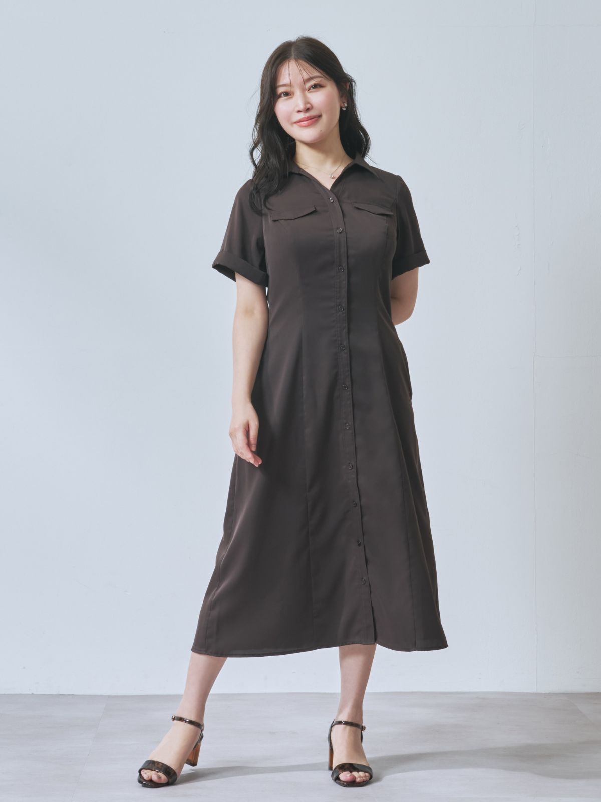 [7/31 22:00発売 期間限定 500円OFF]Aラインシャツワンピース  25AW：ブラウン[102サイズ対応]