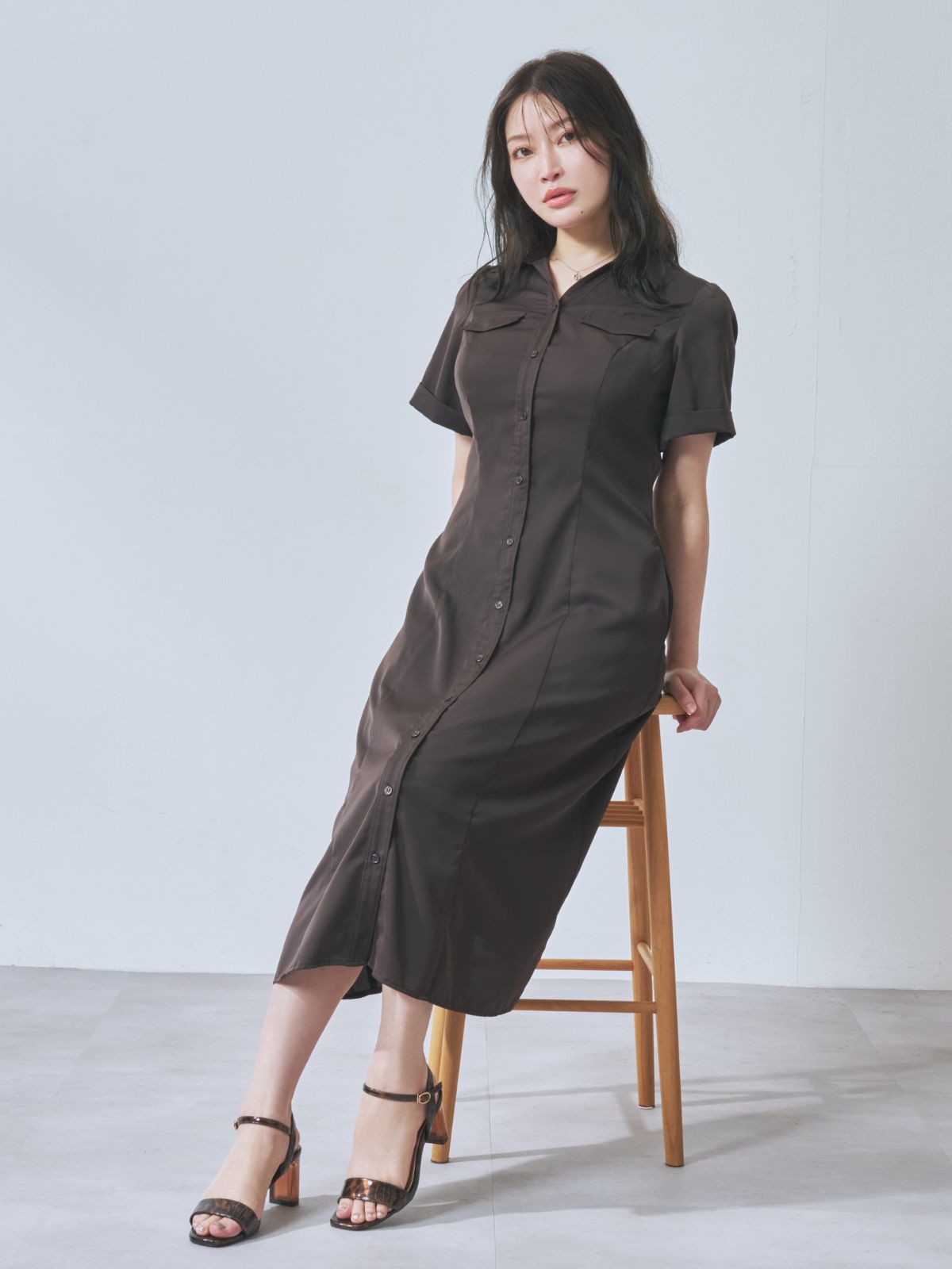 [7/31 22:00発売 期間限定 500円OFF]Aラインシャツワンピース  25AW：ブラウン[102サイズ対応]