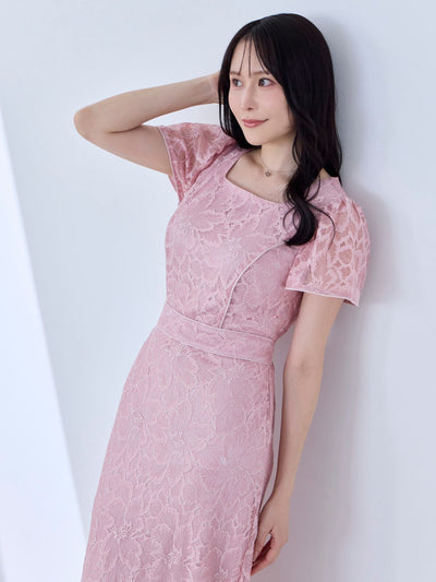 [9/11 22:00発売 期間限定 500円OFF]レースパイピングワンピース 25AW：ピンク[102サイズ対応]