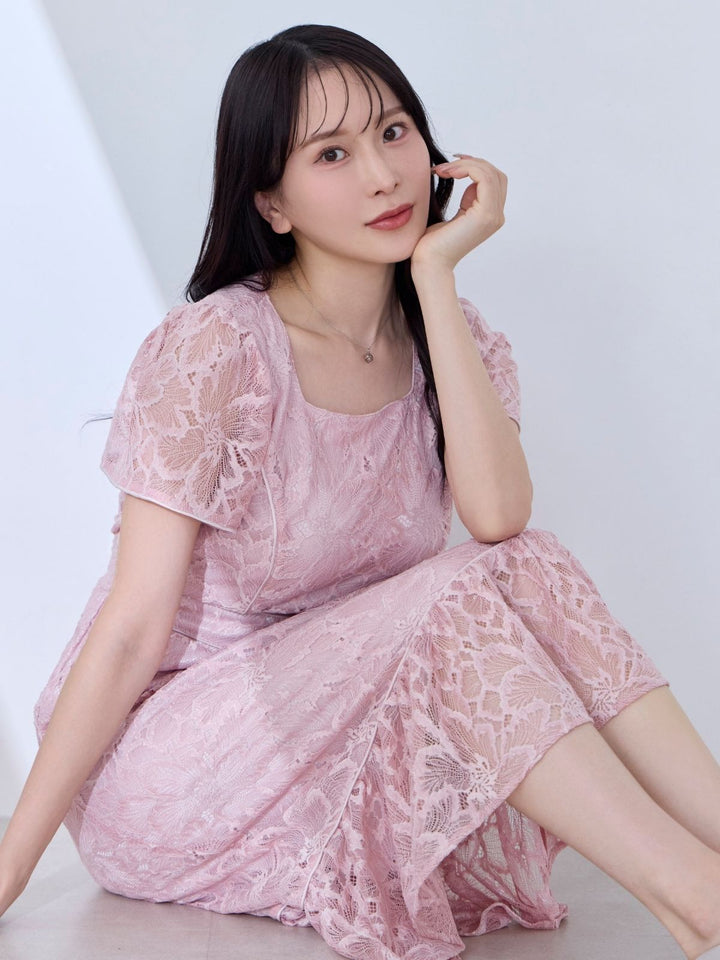 «overE» エンブロイダリーレースワンピース モーヴピンク96 overE» エンブロイダリーレースワンピース モーヴピンク96