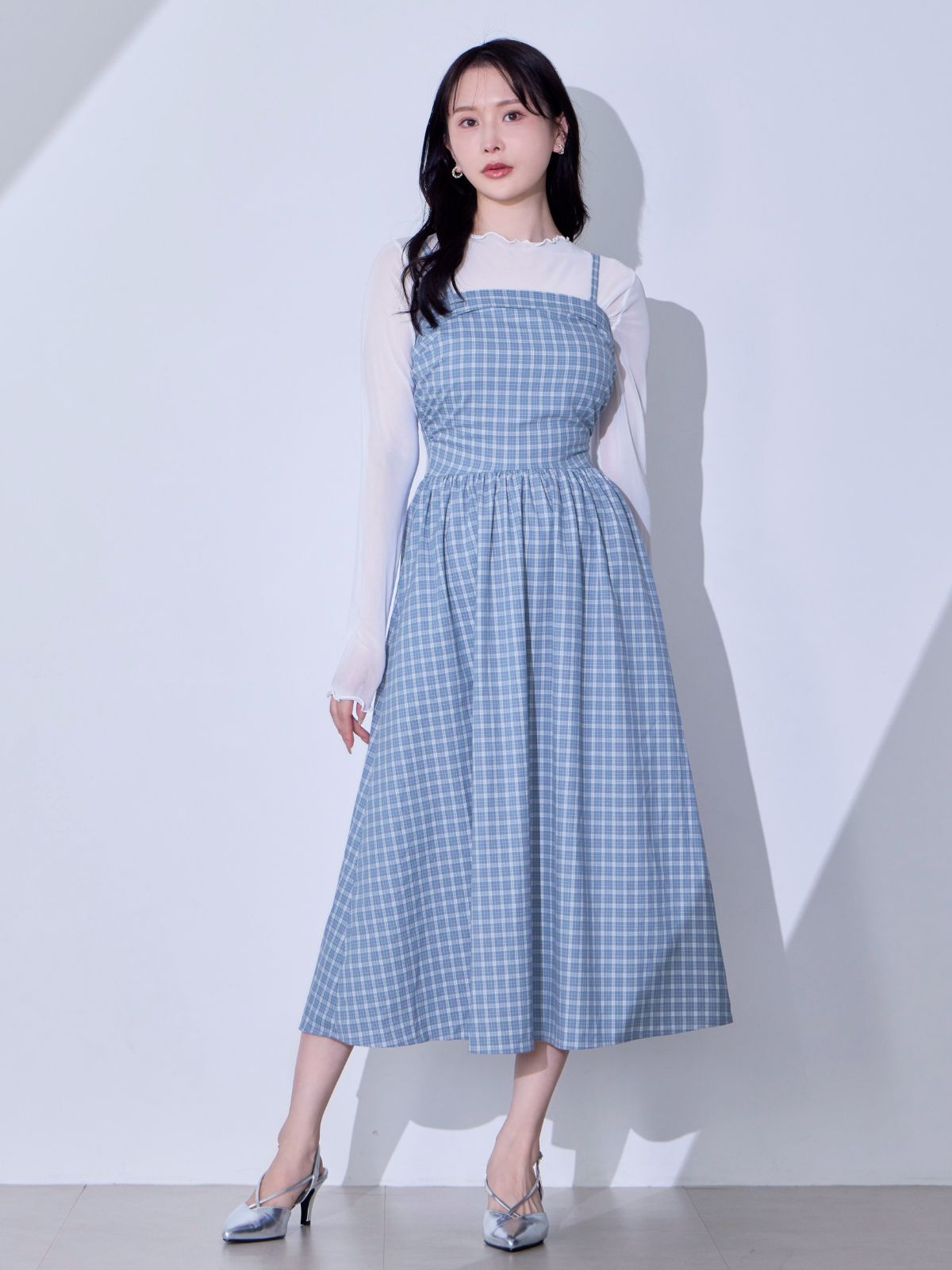 [8/28 22:00発売 期間限定 500円OFF]肩紐外せるチェックフレアワンピース：スモーキーブルー[102サイズ対応/入荷次第発送]