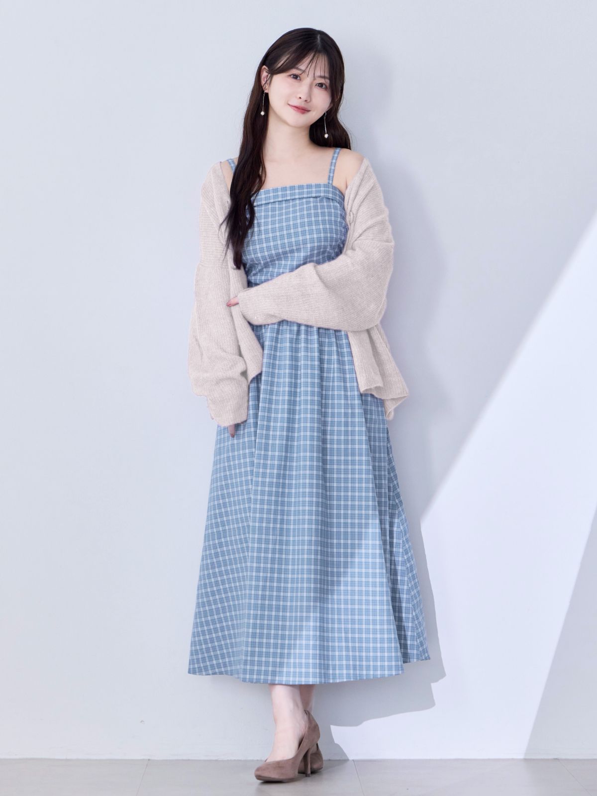 [8/28 22:00発売 期間限定 500円OFF]肩紐外せるチェックフレアワンピース：スモーキーブルー[102サイズ対応/入荷次第発送]