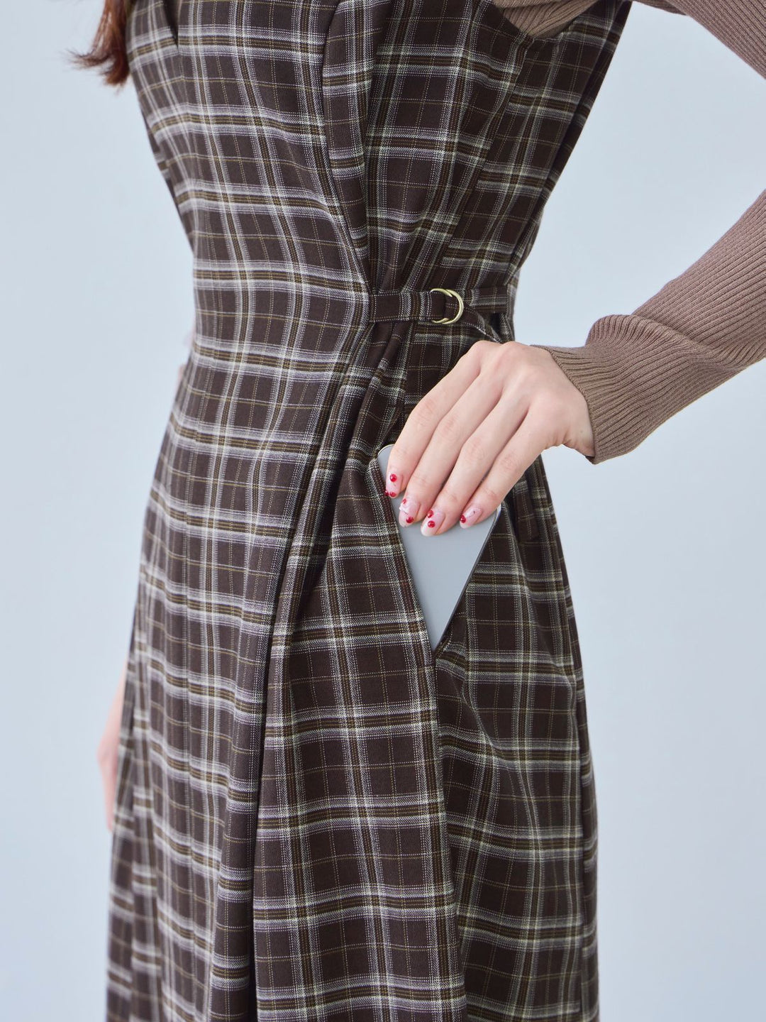 ポリニージャンパースカート：ネイビーチェック│胸が大きな女性のため