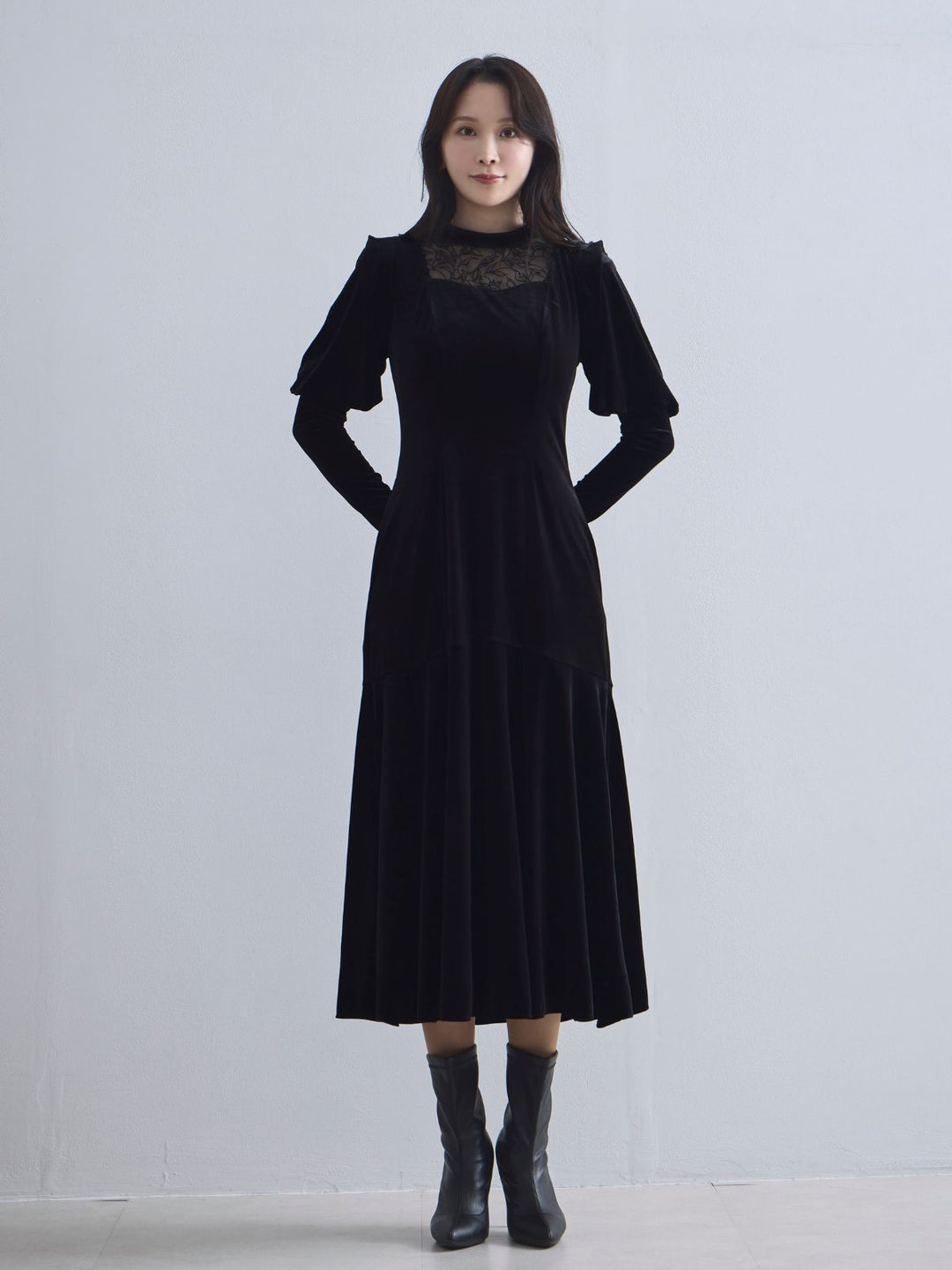 2wayスリーブベロアワンピース：ブラック│胸が大きな女性のための