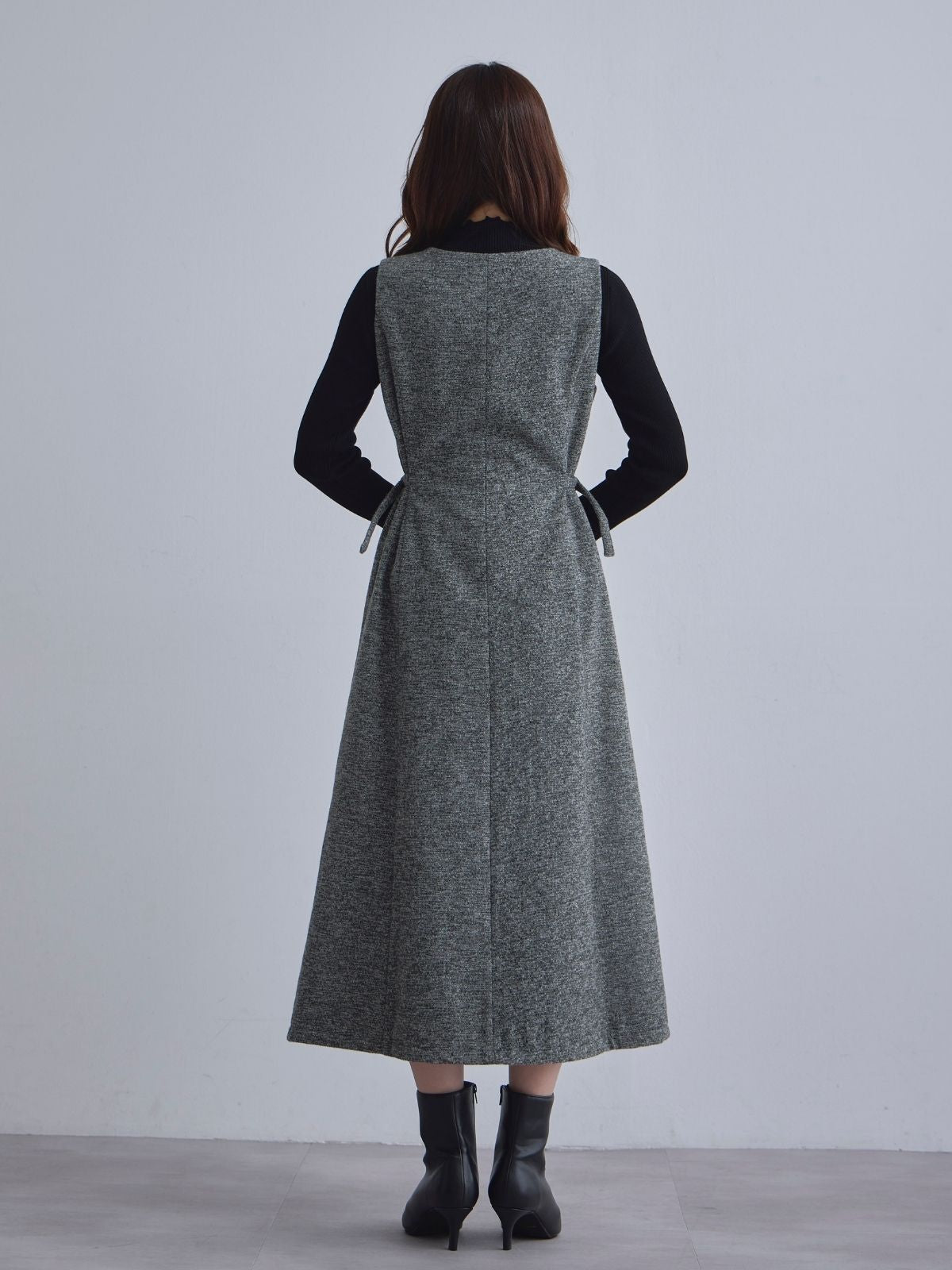 [12/4 22:00発売 期間限定 500円OFF]リニースタイルネップツイードジャンパースカート：ブラック[102サイズ対応]