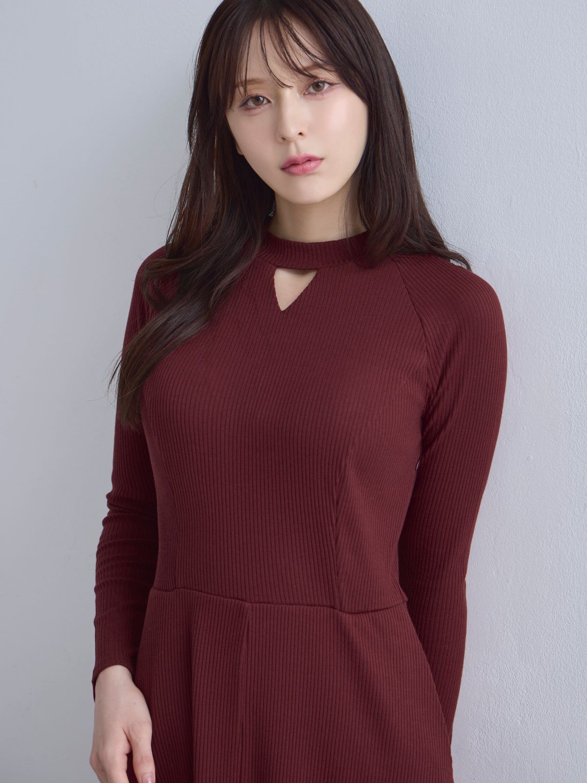 [10/23 22:00発売 期間限定 300円OFF]キーネックリブカットワンピース：ボルドー[102サイズ対応]