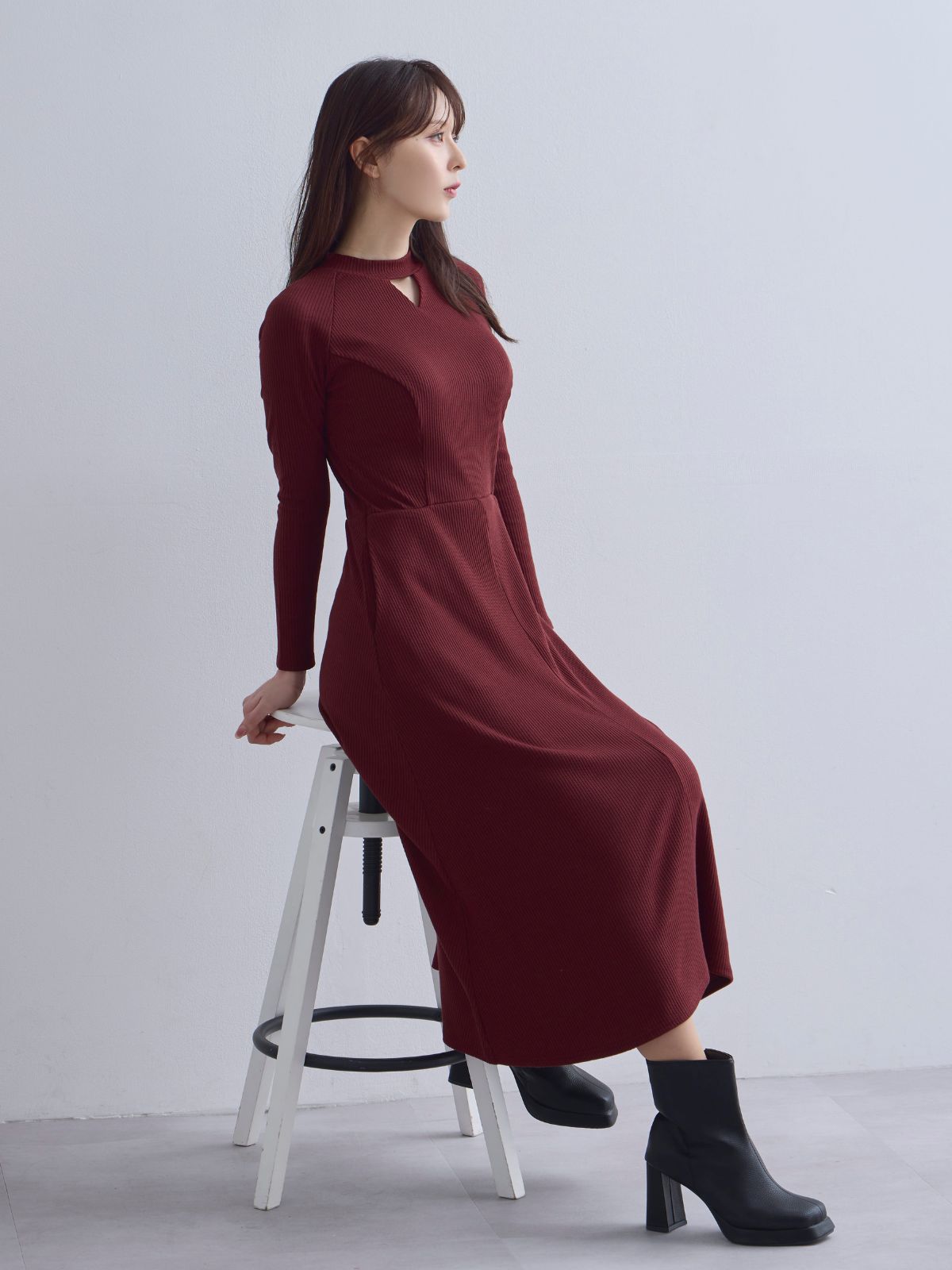 [10/23 22:00発売 期間限定 300円OFF]キーネックリブカットワンピース：ボルドー[102サイズ対応]
