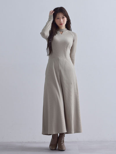 [10/23 22:00発売 期間限定 300円OFF]キーネックリブカットワンピース：サンドベージュ[102サイズ対応]