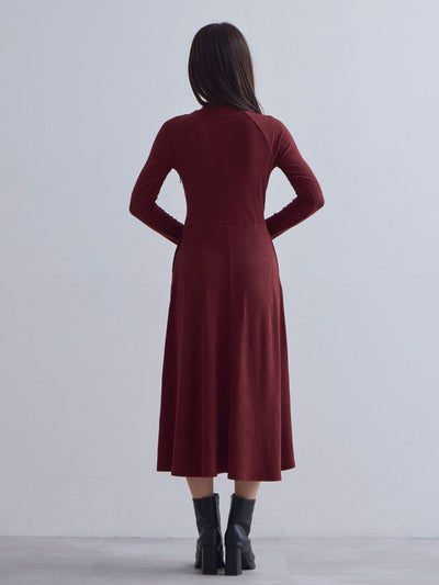 [10/23 22:00発売 期間限定 300円OFF]キーネックリブカットワンピース：ブラック[102サイズ対応]