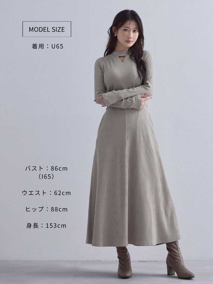 キーネックリブカットワンピース：ボルドー│胸が大きな女性のための