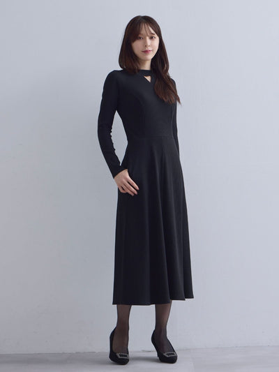 [10/23 22:00発売 期間限定 300円OFF]キーネックリブカットワンピース：ブラック[102サイズ対応]