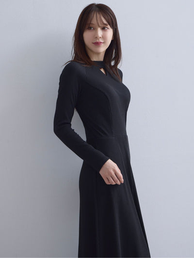 [10/23 22:00発売 期間限定 300円OFF]キーネックリブカットワンピース：ブラック[102サイズ対応]