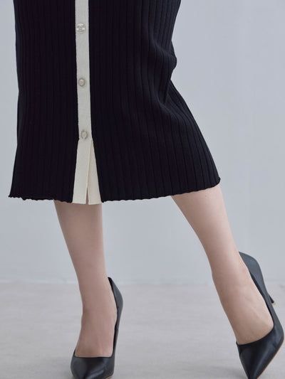 [11/20 22:00発売]タイト風ワイドリブニットワンピース：ブラックバイカラー[102サイズ対応]