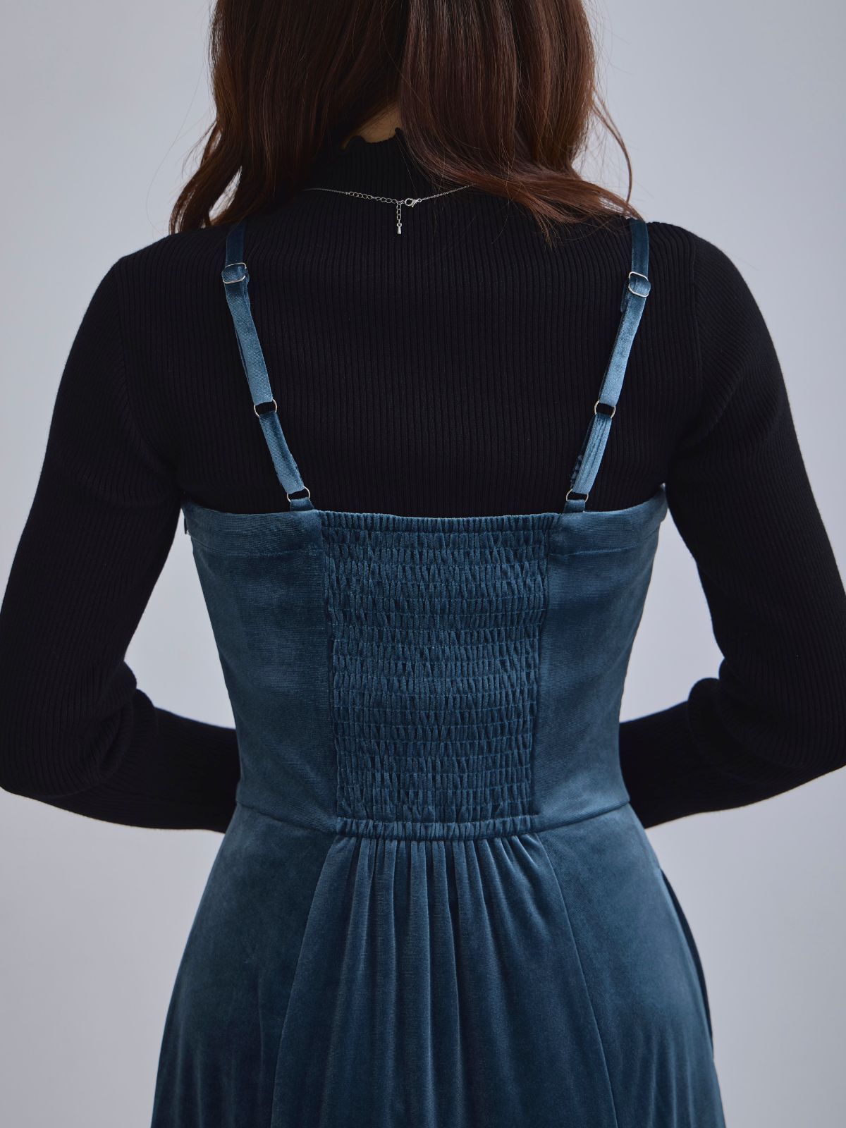 [11/27 22:00発売]ベロアキャミティアードワンピース：ブラック[102サイズ対応]