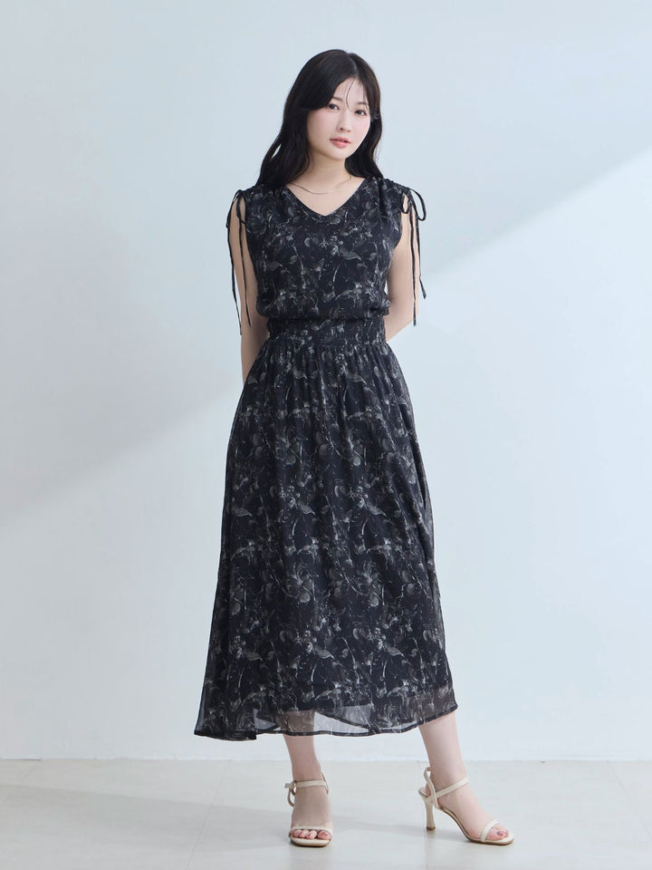 楊柳シフォンショルダーリボンワンピース：ブラック│胸が大きな女性の