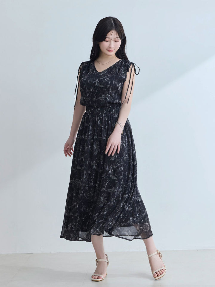 楊柳シフォンショルダーリボンワンピース：ブラック│胸が大きな女性の