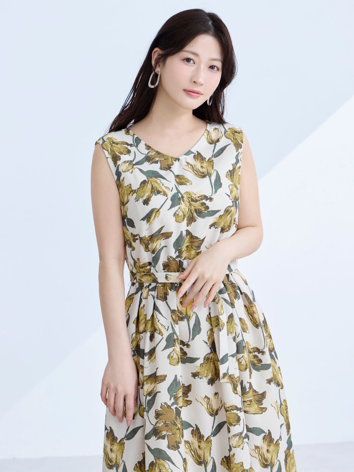 【新品未使用】オーバーイー　overe レトロフラワーワンピース　96 レトロフラワーワンピース：イエロー│胸が大きな女性のための