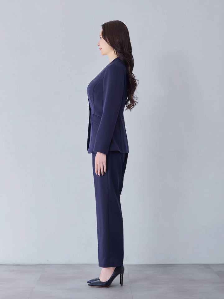 ノーカラーハイストレッチジョーゼットジャケット 25AW：ブラック│胸