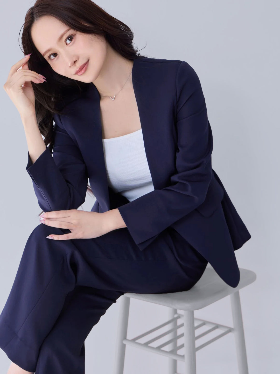 ハイストレッチジョーゼットパンツ：ネイビー│胸が大きな女性の