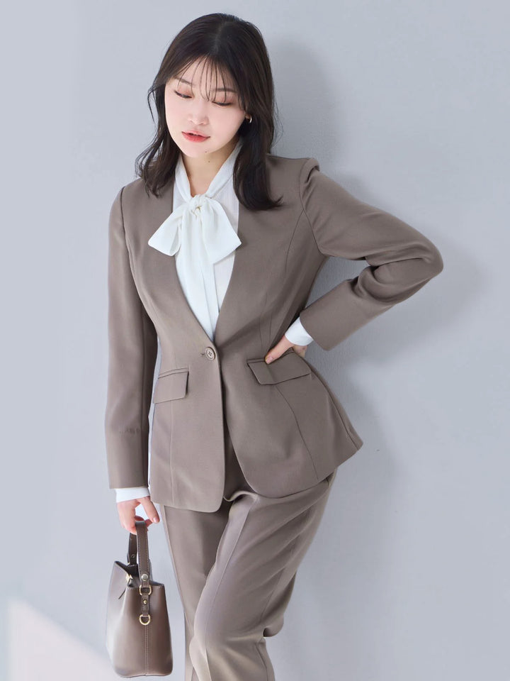 新品 overE ノーカラーハイストレッチジョーゼットジャケット ノーカラーハイストレッチジョーゼットジャケット：ネイビー│胸が