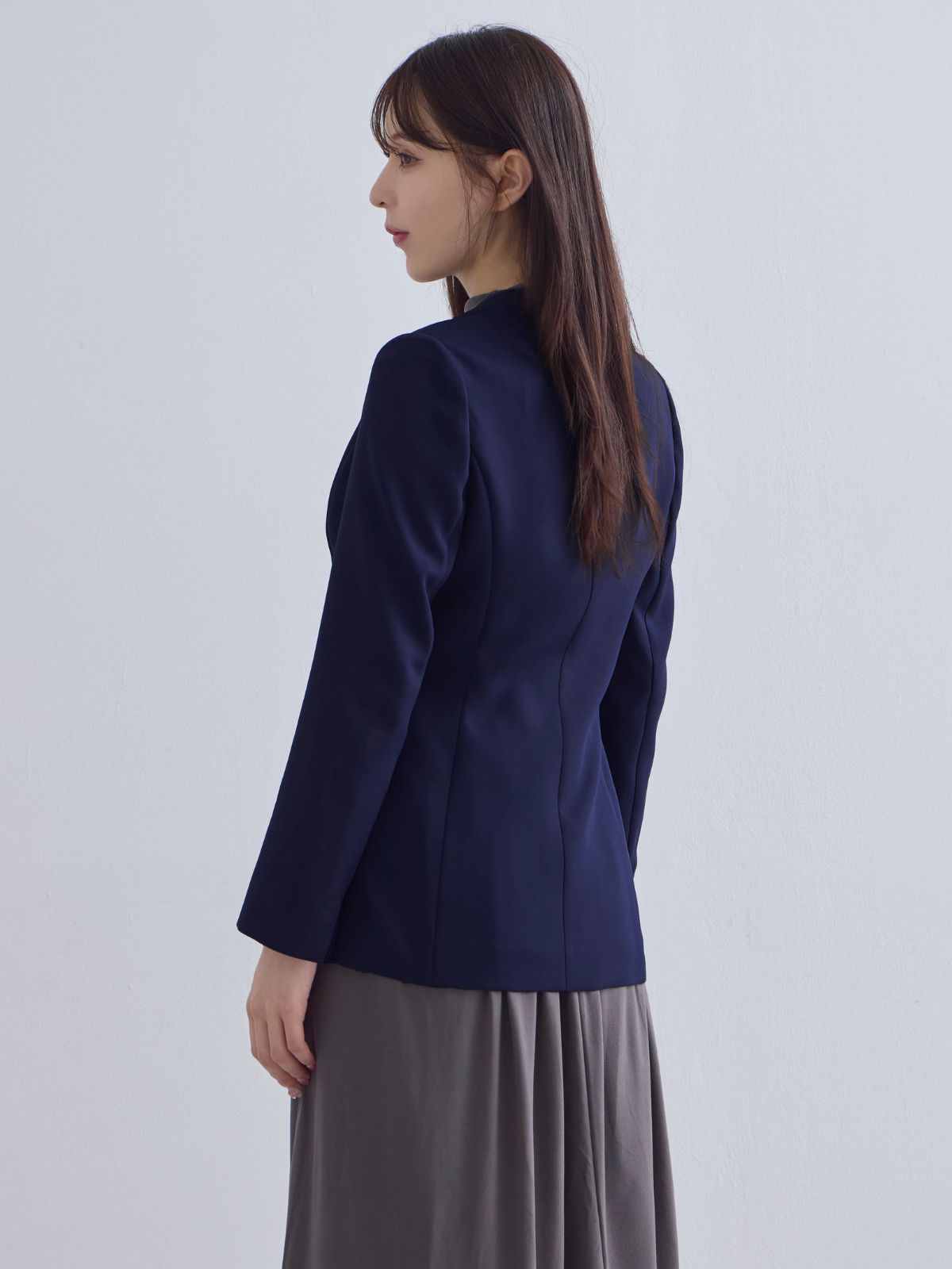 [10/16 22:00再販 期間限定 500円OFF]ノーカラーハイストレッチジョーゼットジャケット 25AW：ネイビー[102サイズ対応]