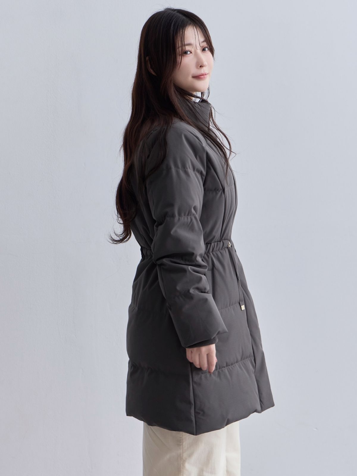 [10/30 22:00発売 期間限定 1500円OFF]ウエストマークストレッチダウンコート：チャコール[102サイズ対応]