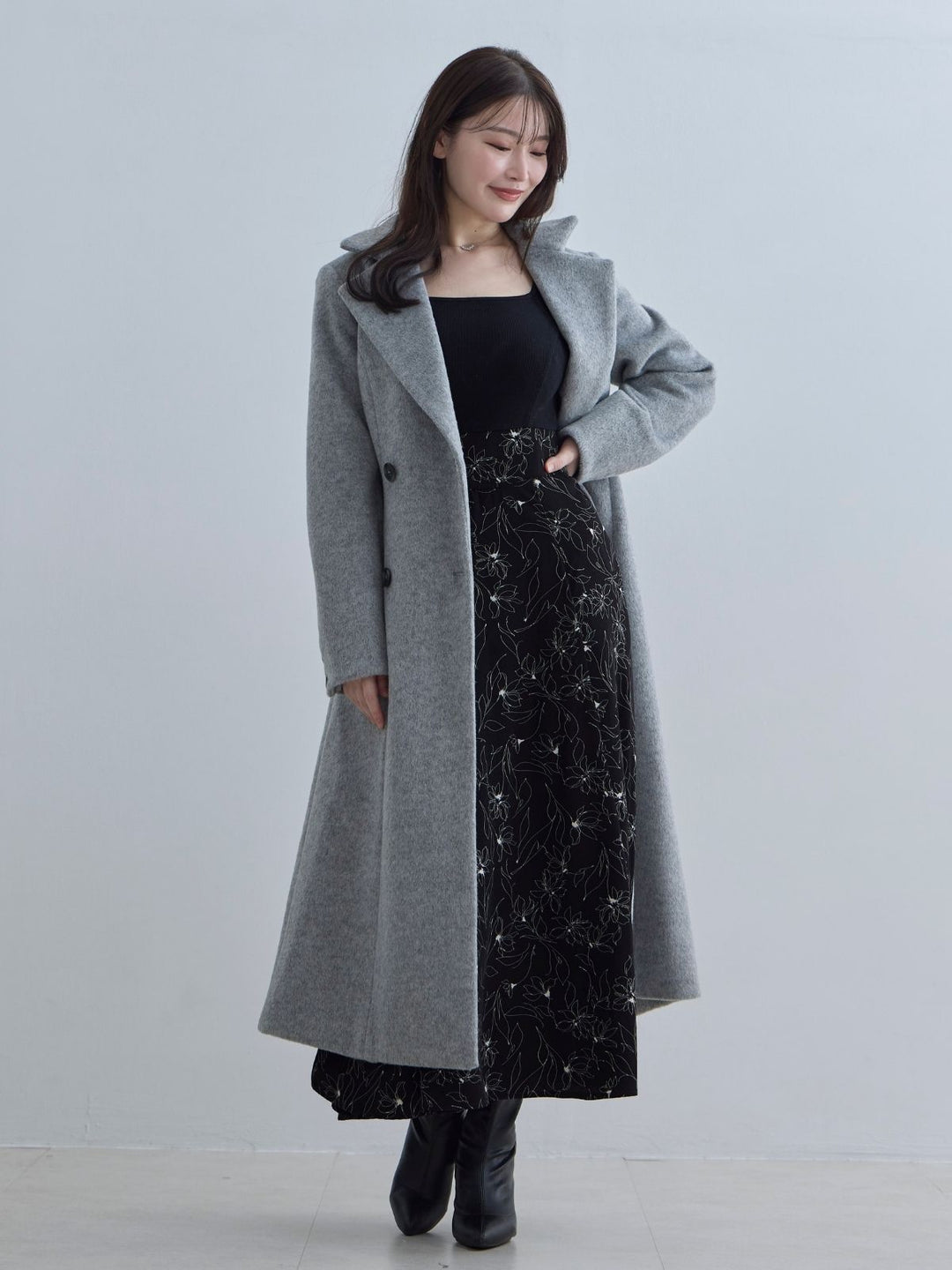 フラワードッキングワンピース 25AW：ブラック│胸が大きな女性のため