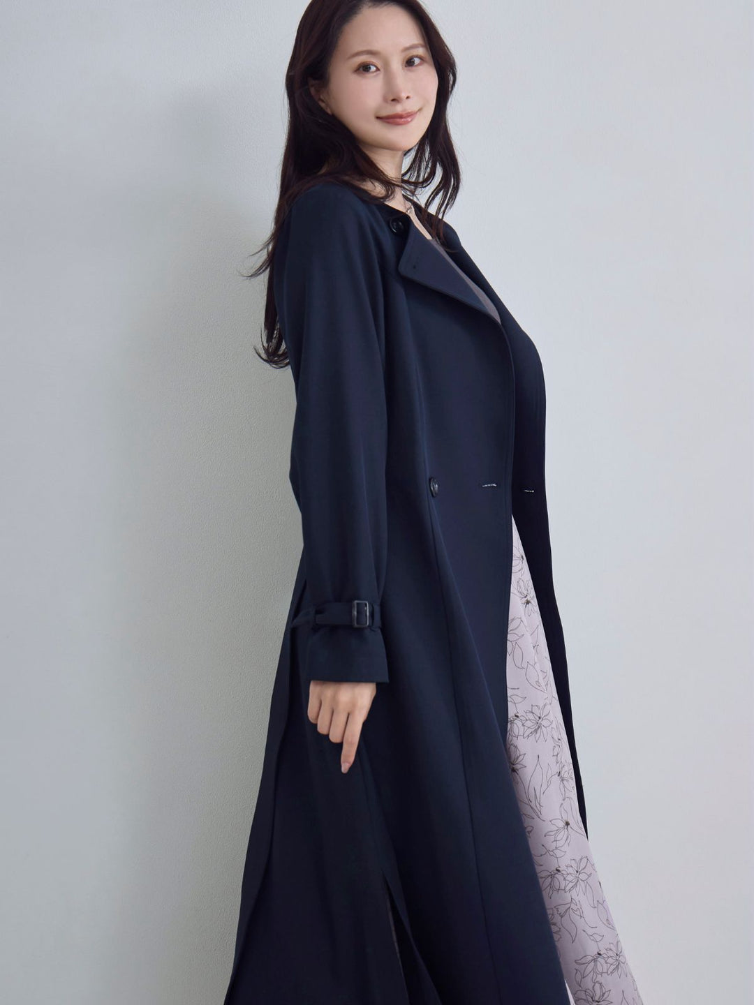 2wayノーカラートレンチコート26SS：ネイビー│胸が大きな女性のための