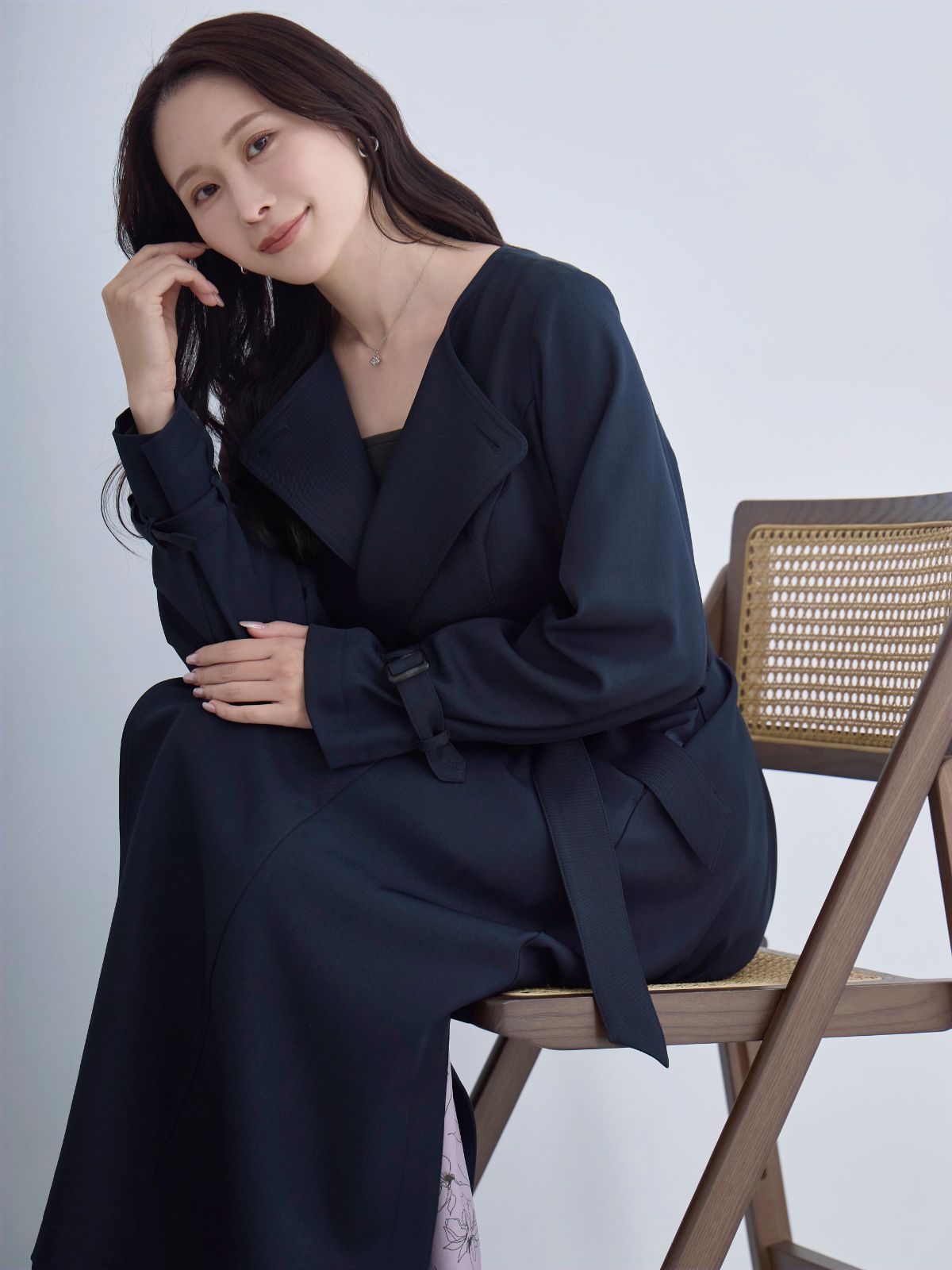 2wayノーカラートレンチコート26SS：ネイビー│胸が大きな女性のための