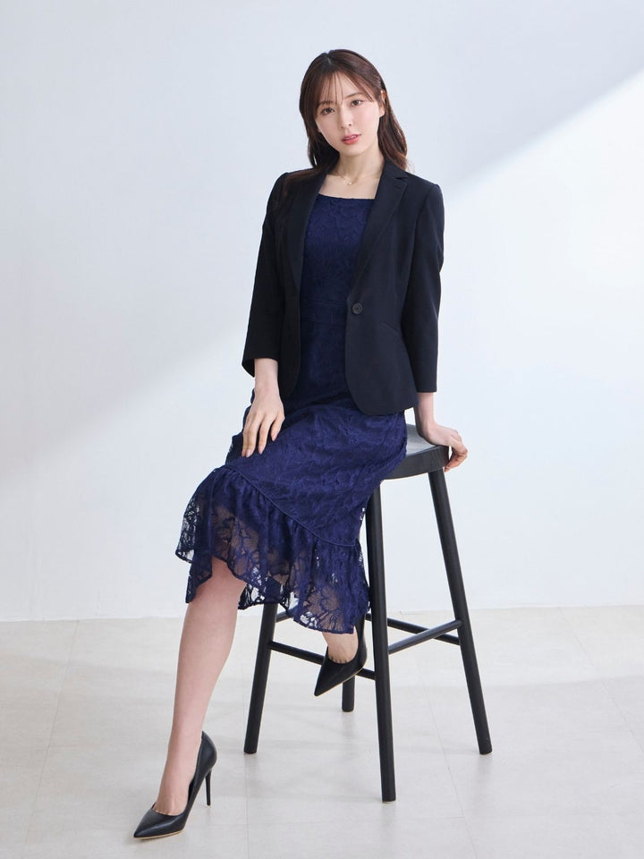 レースパイピングワンピース 25AW：ネイビー│胸が大きな女性のための