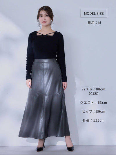 [10/23 22:00再販 期間限定 300円OFF]フェイクレザーセミフレアスカート：チャコールグレー