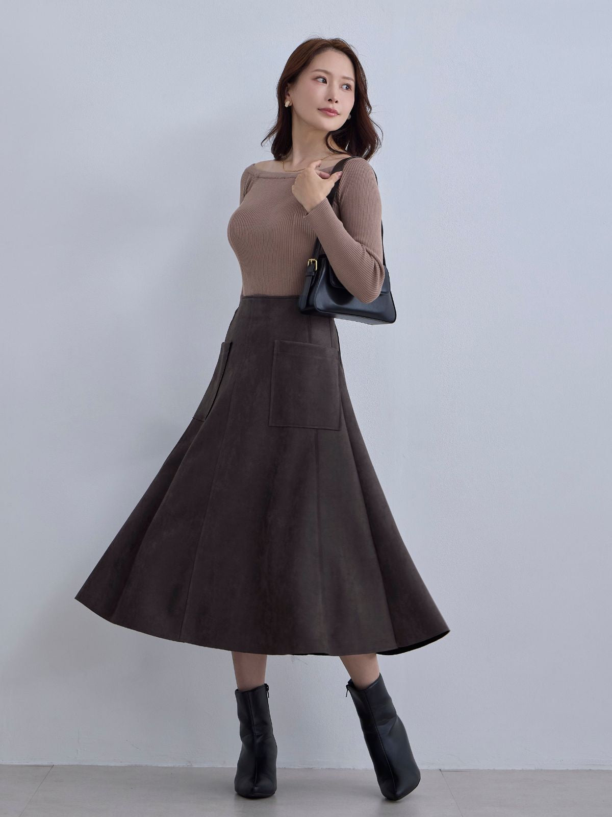 [12/11 22:00発売 期間限定 300円OFF]スエードライクフレアスカート：アッシュブラウン