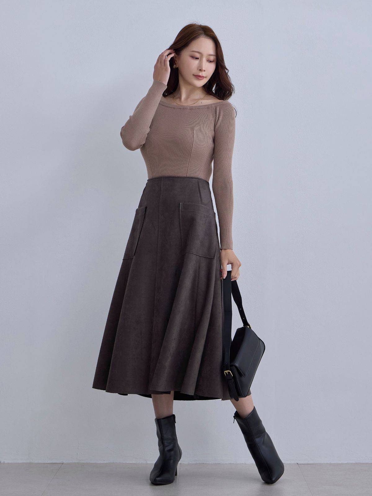 [12/11 22:00発売 期間限定 300円OFF]スエードライクフレアスカート：アッシュブラウン