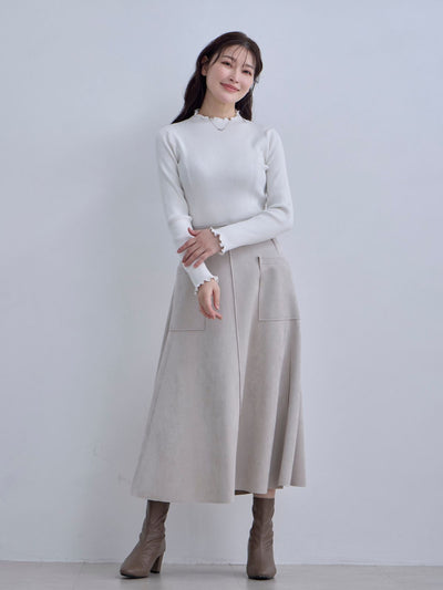 [12/11 22:00発売 期間限定 300円OFF]スエードライクフレアスカート：オフホワイト