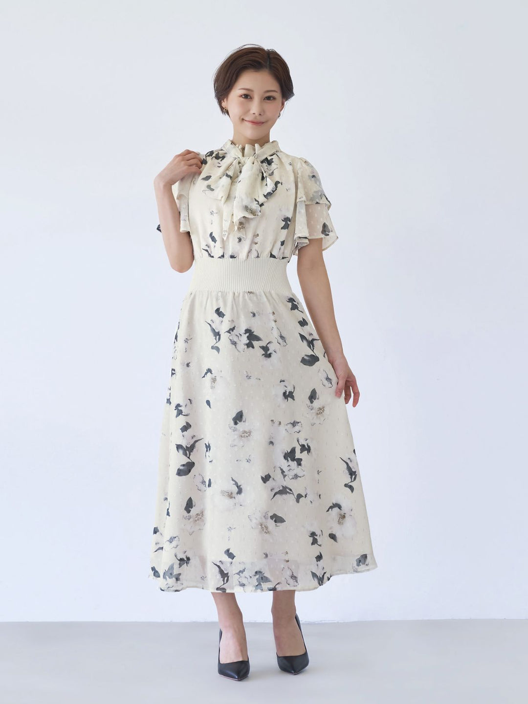 【完売品】overE オーバーイー　ルミナスワンピース ラベンダー U90 ルミナスワンピース：アイボリー│胸が大きな女性のための
