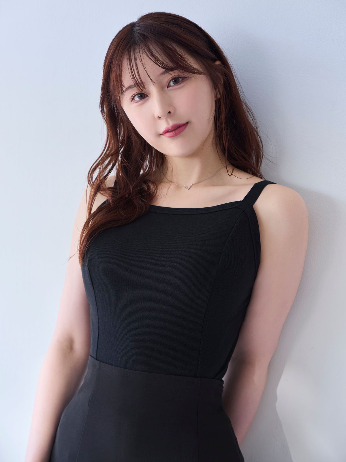 [5/22 22:00発売 期間限定 200円OFF]ブラ紐とまるコットンリブキャミソール：ブラック[102サイズ対応]