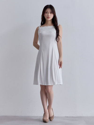 [11/6 22:00販売 期間限定 200円OFF]ブラ紐とまるレースキャミソールスリップ：ホワイト[102サイズ対応]