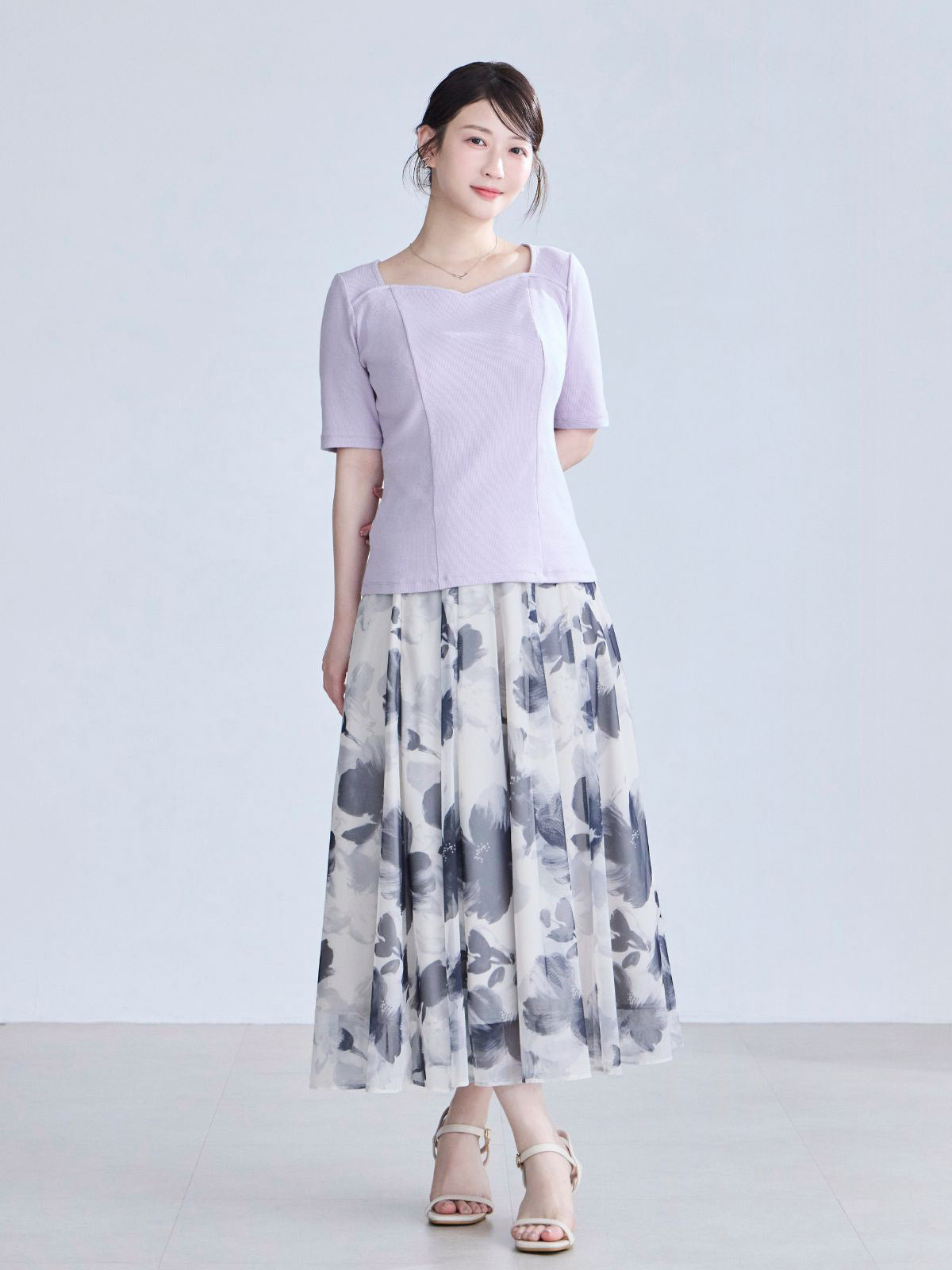 overE シアーフラワーフレアスカート2026年7月3日購入定価12,680円 overE シアーフラワーフレアスカート2026年7月3日購入定価12,680円