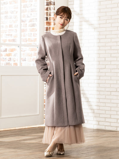 ［11/24 22:00 発売］理想のノーカラーコート：モカ - overE/オーバーイー |胸が大きな女性のためのアパレルブランド