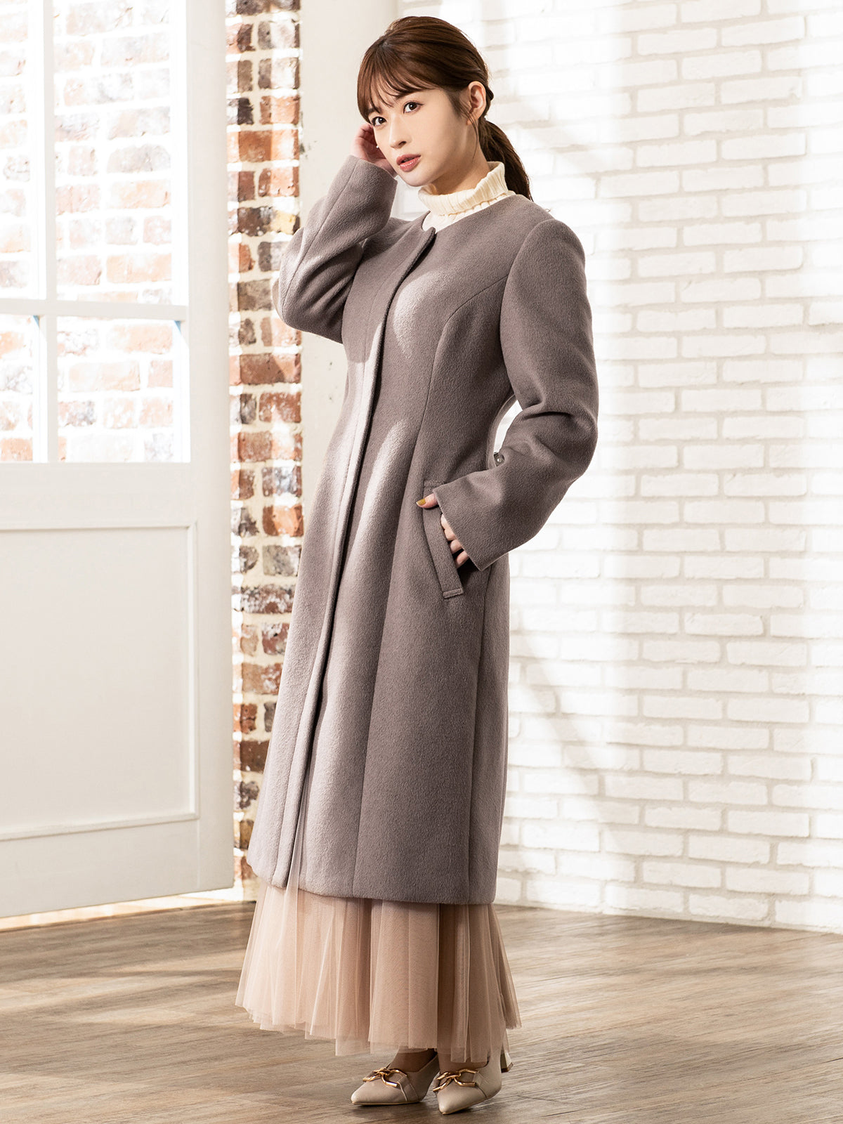 ［11/24 22:00 発売］理想のノーカラーコート：モカ - overE/オーバーイー |胸が大きな女性のためのアパレルブランド